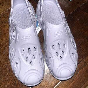 Skechers Women Foamies Lavender new in box size 8 machine washable